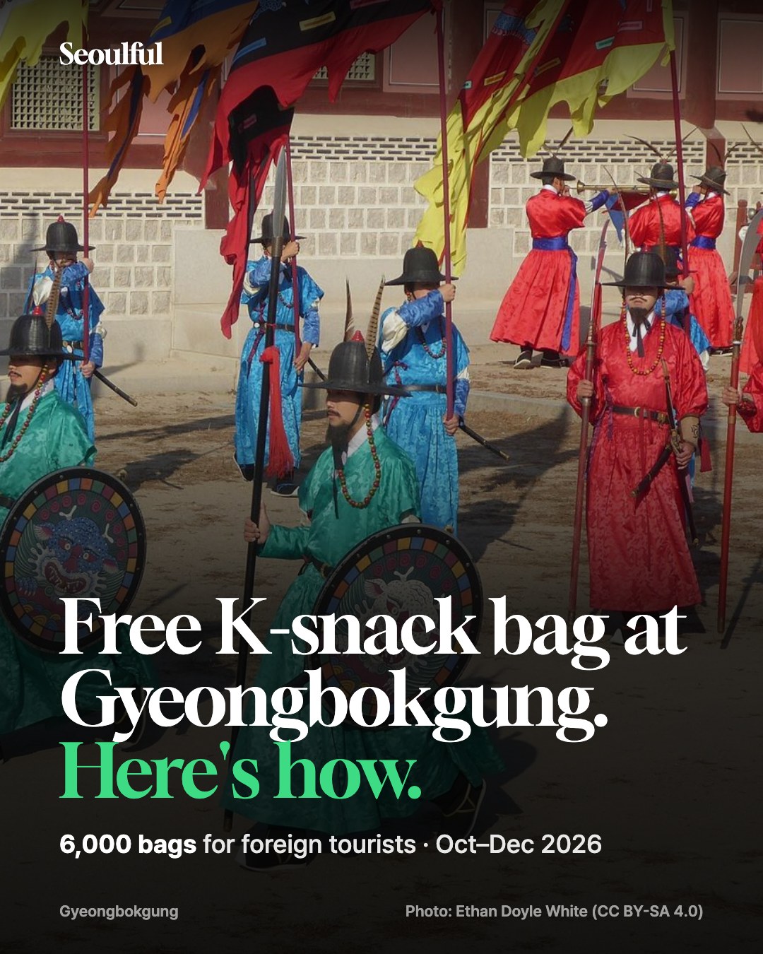 How to get the free K‑snack bag at Gyeongbokgung. Foreign tourists on a free youth-docent palace tour get a Bibigo K-snack bag, 6,000 in total. Here is exactly how to book the tour, what happens on the day, and what to know before you go.
